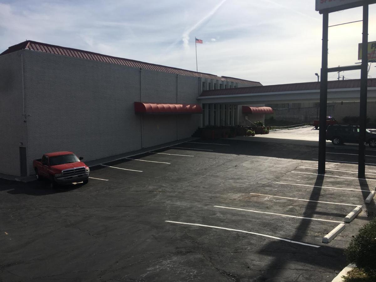 Peachtree Inn&Suites Doraville Exterior foto